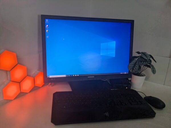 Intel NUC PC - i7-8650U - AVAILABLE PERTH LOCAL ONLY